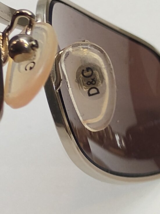 VINTAGE DOLCE & GABBANA DG 2011 Sunglasses with Hard Case Dust Bag Papers Y2K